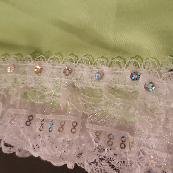 Sparkle Lace Lap Scarfs - Picture 3 of 6
